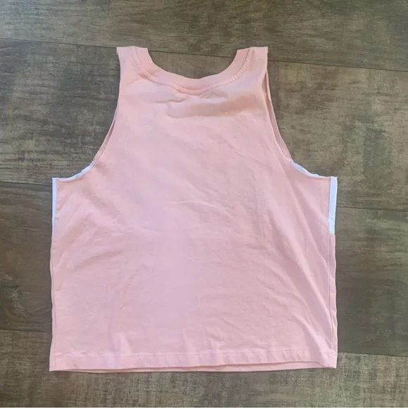 New Victoria’s Secret outfit Tank NWT and High waisted shorts - Picture 3 of 13